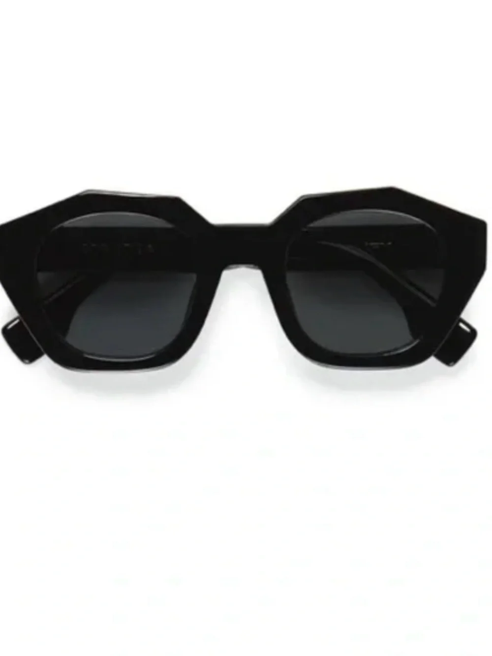 Strata Sunglasses - Amplify model with black lenses (brand new)
